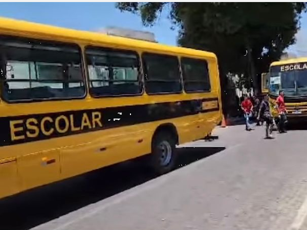 Educação do Crato disponibiliza transportes para alunos no primeiro dia do Enem