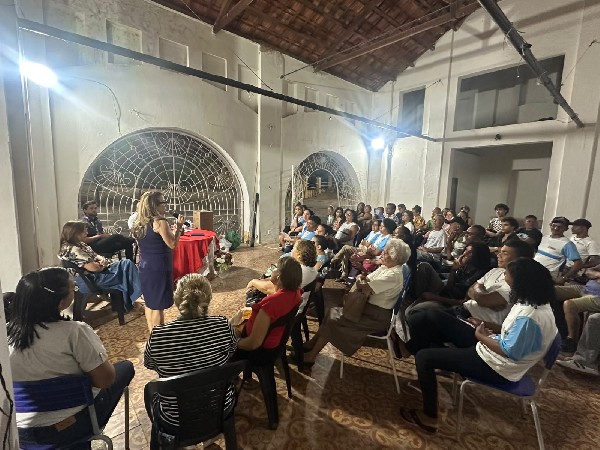 Alunos do CEJA do Crato participam de cursos gratuitos de qualificação profissi [...]