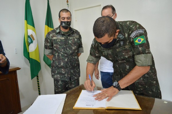 EXÉRCITO BRASILEIRO: PREFEITO RECEBE POSSE COMO PRESIDENTE DA JUNTA DE  SERVIÇO MILITAR DE SÃO JOSÉ DO CALÇADO - PMSJC